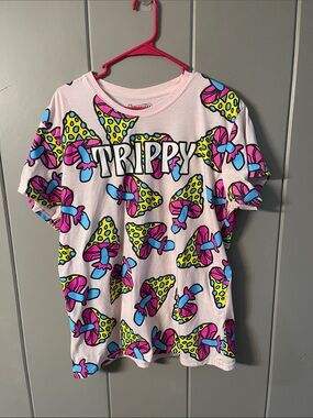 Fresh Laundry Graphic Tee Mushrooms Trippy Pink Men’s Medium Festival Boho